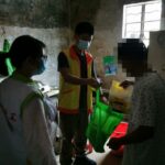 正果西社工在行动，共筑防汛“安全墙”